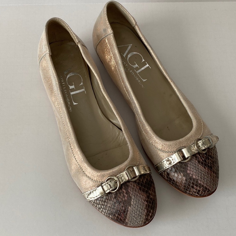 AGL Attilio Giusti Leombruni Cap Toe Ballet Flats Powder Snakeskin